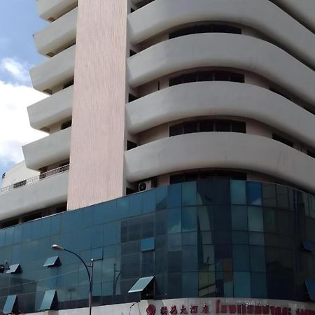 Sakura Hotel Хатъяй Экстерьер фото