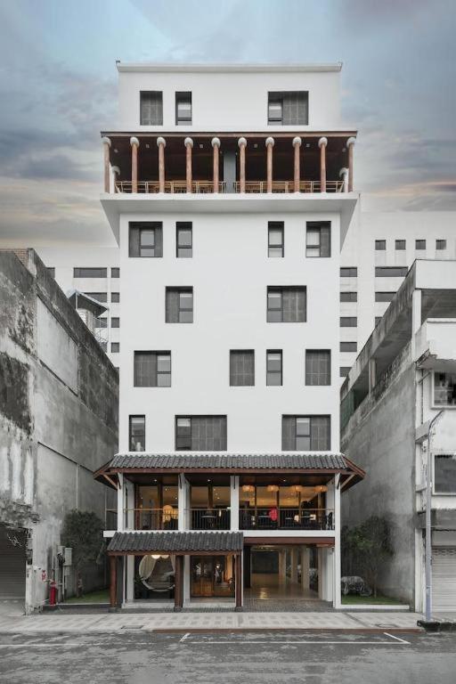 Sakura Hotel Хатъяй Экстерьер фото