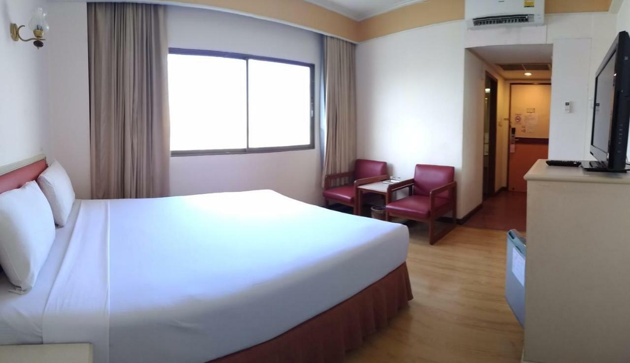 Sakura Hotel Хатъяй Экстерьер фото